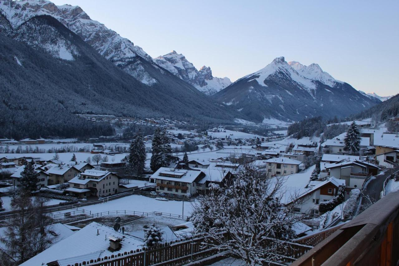 Ferienwohnung Auszeit Stubai 富尔普梅斯 外观 照片