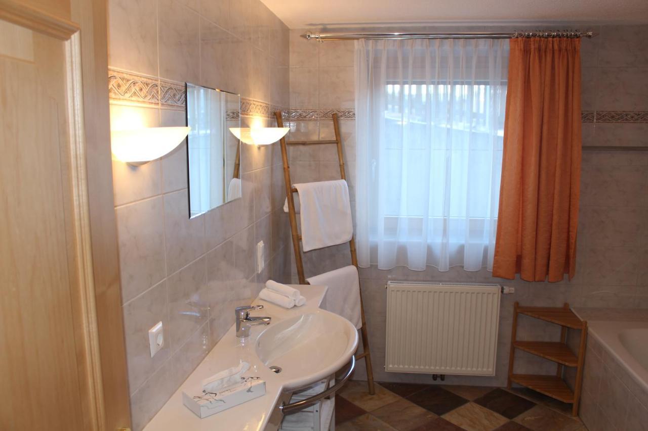 Ferienwohnung Auszeit Stubai 富尔普梅斯 外观 照片